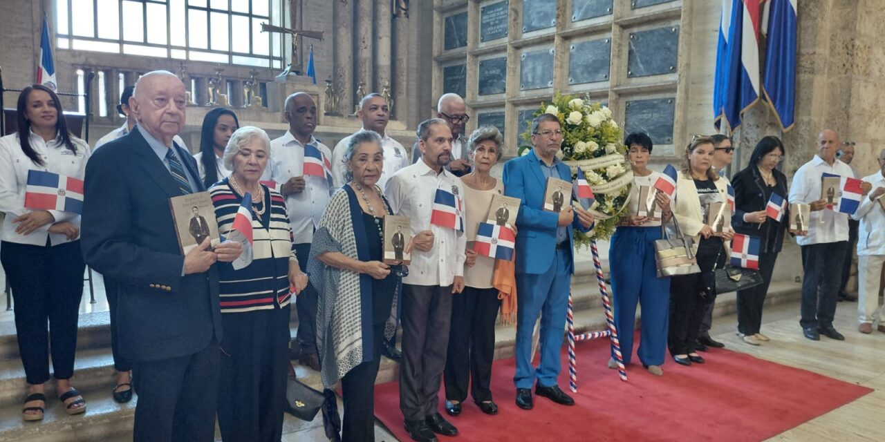 Efemérides Patrias realiza acto de recordación en el 53 aniversario de la muerte del héroe Francisco Alberto Caamaño