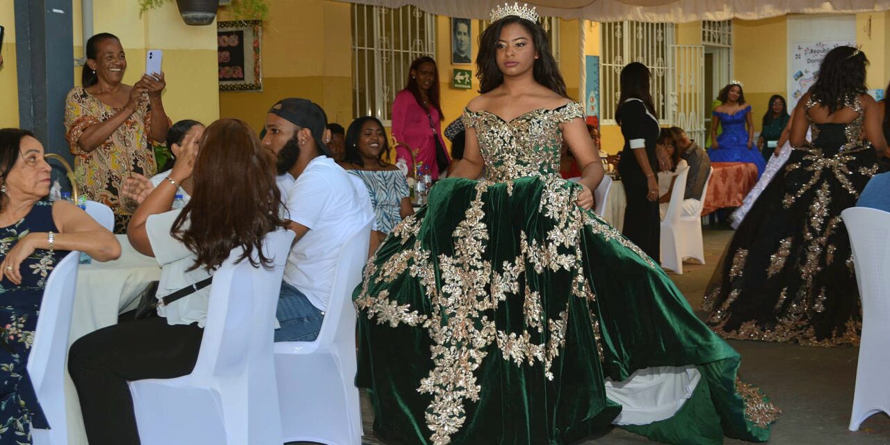 Primer Cumpleaños Mágico para 21 Quinceañeras en Las Cañitas deja claro “pobreza no es limitante para ir tras sueños”