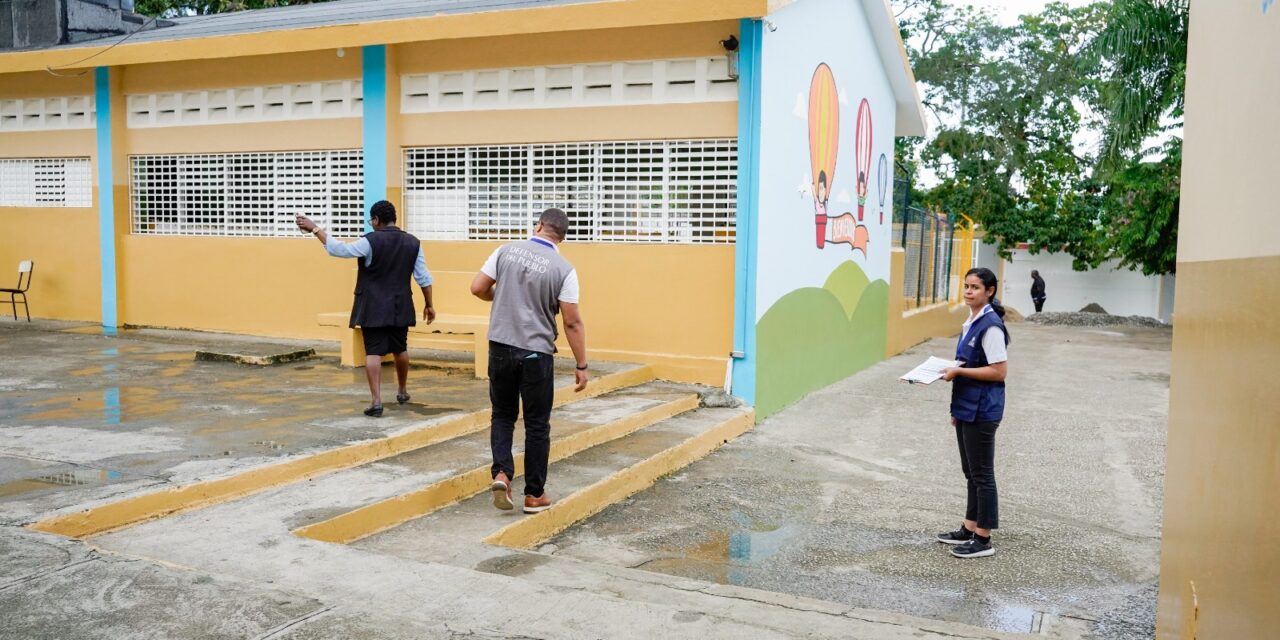 Defensor del Pueblo verifica cumplimiento de la Ley de Discapacidad en más de 700 centros públicos