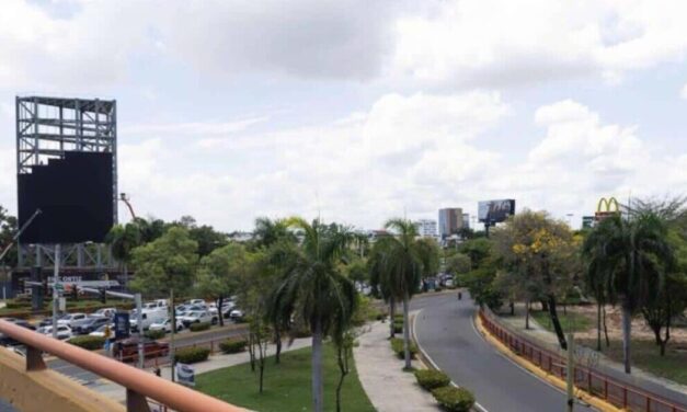 Piloto vial en Los Próceres aplica reducción de velocidad y cruces más seguros para peatones