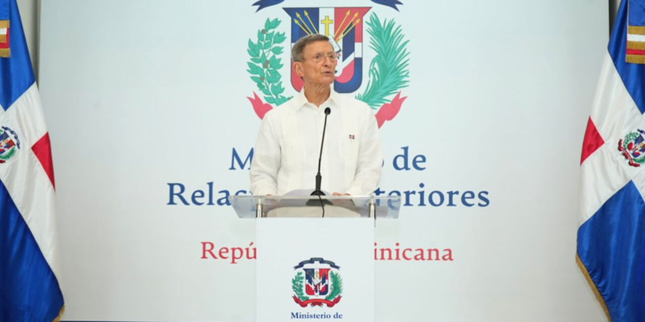 Gobierno dominicano dispone que ingresos consulares pasen al Estado como parte de la reforma estructural