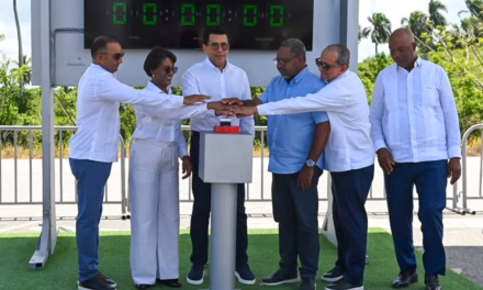 David Collado deja iniciados los trabajos de la carretera que une Nisibón-Uvero Alto