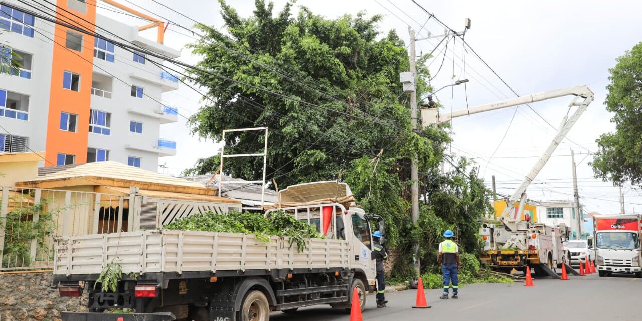 Edeeste anuncia interrupción programada del servicio eléctrico este domingo, que impactará zonas de Av. México, Leopoldo Navarro, Máximo Gómez y 27 de Febrero.