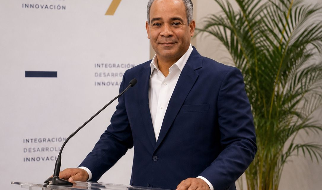 Hernani Aquino alerta por silencio de la JCE ante campañas prematuras.
