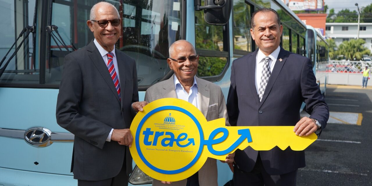 TRAE y OMSA entregan autobuses al ITSC para fortalecer transporte estudiantil