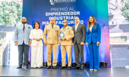 Proindustria reconoce al Ministerio de Defensa por sus aportes a la innovación y al desarrollo industrial de la República Dominicana