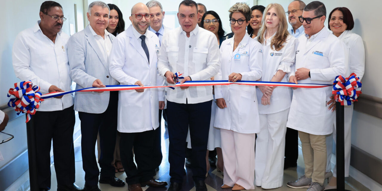 SNS inaugura primera unidad de cirugía intrauterina del país; bebés podrán ser operados antes de nacer de forma gratuita