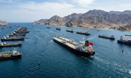 El tráfico petrolero de Hormuz aumenta tras el acuerdo entre Estados Unidos e Irán