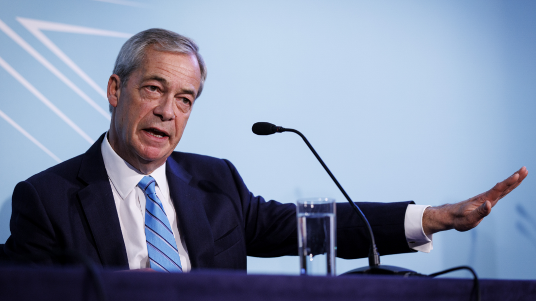 Nigel Farage exige elecciones anticipadas y llama al Reino Unido ‘República Bananera’