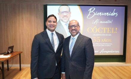 El experto en control y auditoria, Juan Ovalles, Celebra 35 años de trayectoria y presenta Fundación por la Transparencia.