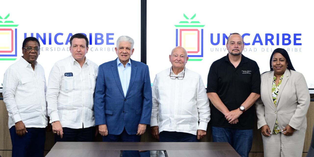 UNICARIBE dedica aula a Samuel L. Ferguson
