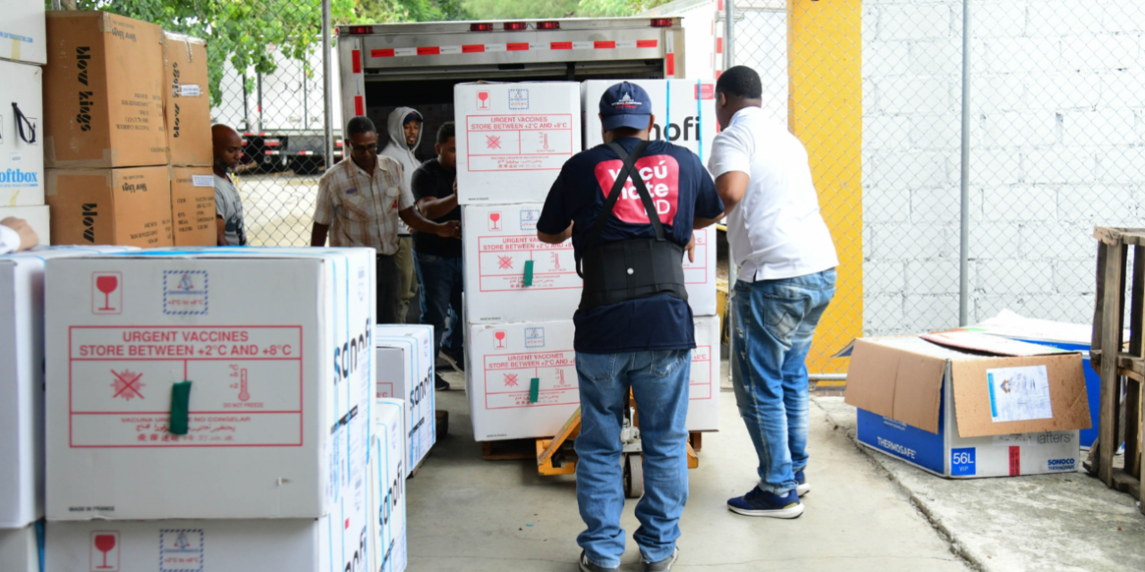 Ministerio de Salud recibe más de 435,000 dosis de vacunas para fortalecer el esquema nacional de inmunización