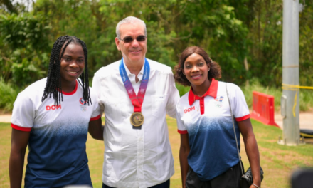 Presidente Luis Abinader es reconocido por su visión y aportes al éxito de los XXV Juegos Centroamericanos y del Caribe Santo Domingo 2026