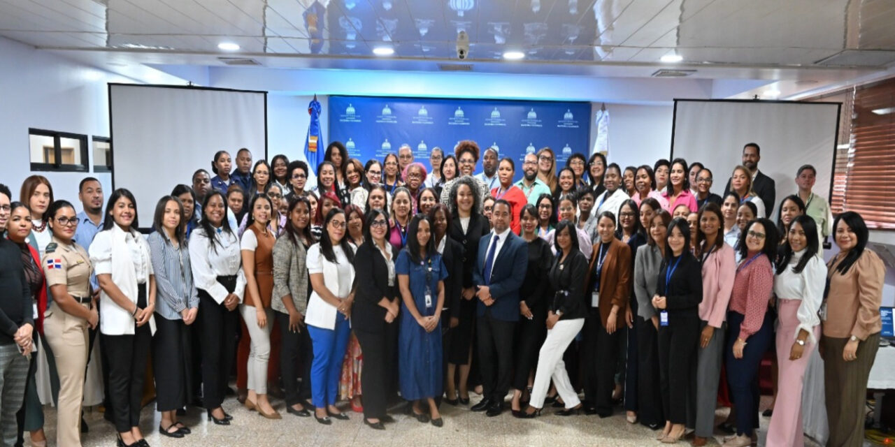 Ministerio de la Mujer y Contrataciones Públicas impulsan la equidad de género en las compras públicas