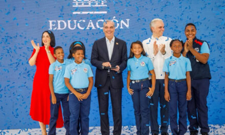 Presidente Abinader da inicio al año escolar 2026-2027 con más de dos millones de estudiantes convocados
