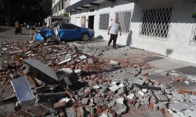 «Por lo menos 20 estructuras colapsadas» tras terremoto en Colombia: Alejandro Éder, alcalde de Cali, pide apoyo a Bogotá y Medellín