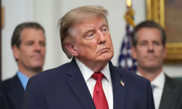 Trump promete responder ‘con fuerza’ tras el primer intercambio de disparos con Irán en semanas