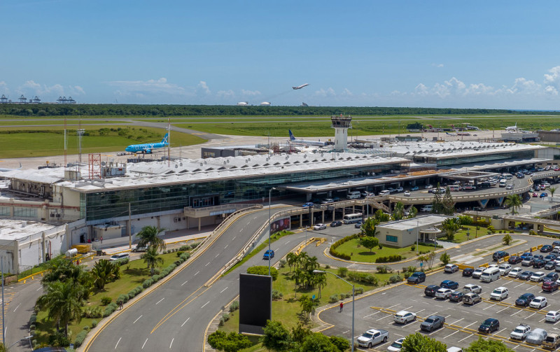 Aerodom anuncia nuevas rutas aéreas entre RD y Canadá y destaca crecimiento del mercado canadiense