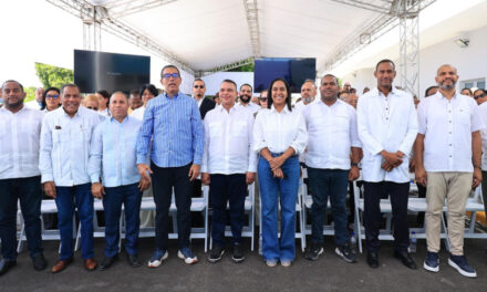 SNS inaugura Unidad de Pie Diabético y centros de atención primaria en Bahoruco