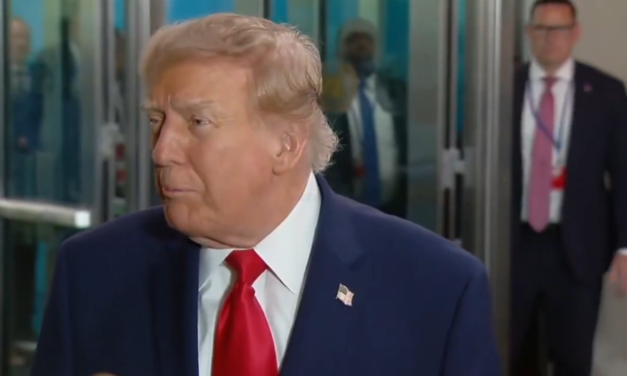 Trump critica a CNN y MS NOW por la cobertura de la ONU