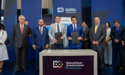 Air France y República Dominicana sellan acuerdo para mantener vuelos hasta 2027