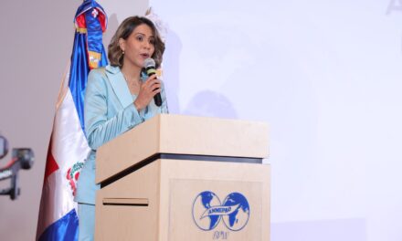 ANMEPRO respalda el proyecto de Ley Mirabal y destaca su aporte a la protección laboral y la autonomía económica de las mujeres.