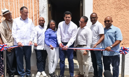 David Collado entrega 254 casas intervenidas en Ciudad Colonial